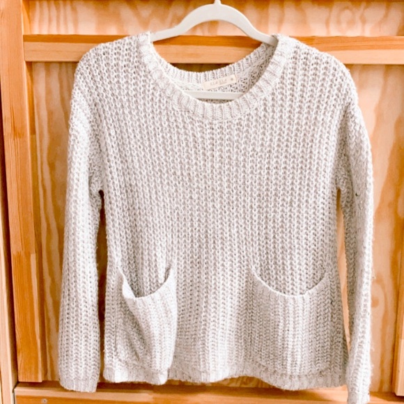 Sweater - Picture 1 of 1